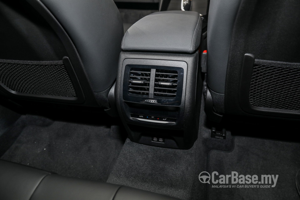 BMW X3 G01 (2018) Interior
