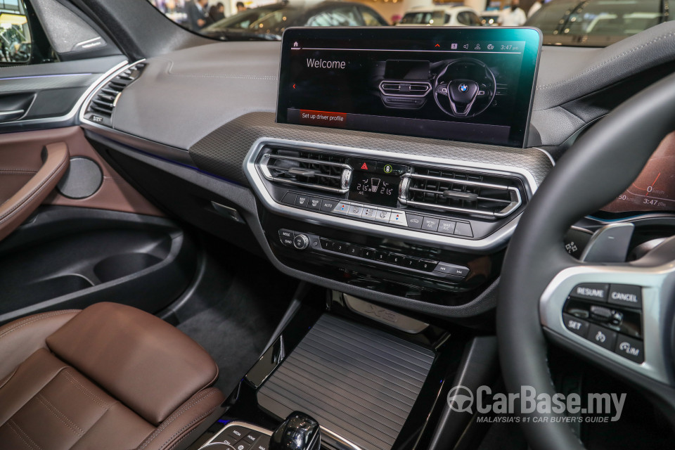BMW X3 G01 LCI (2022) Interior
