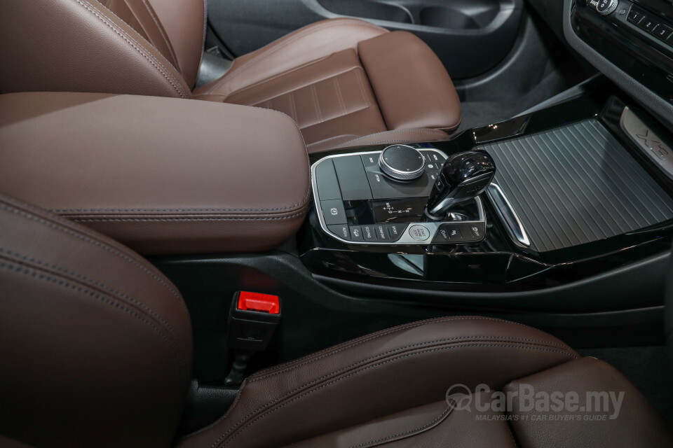 BMW i4 G26 (2022) Interior