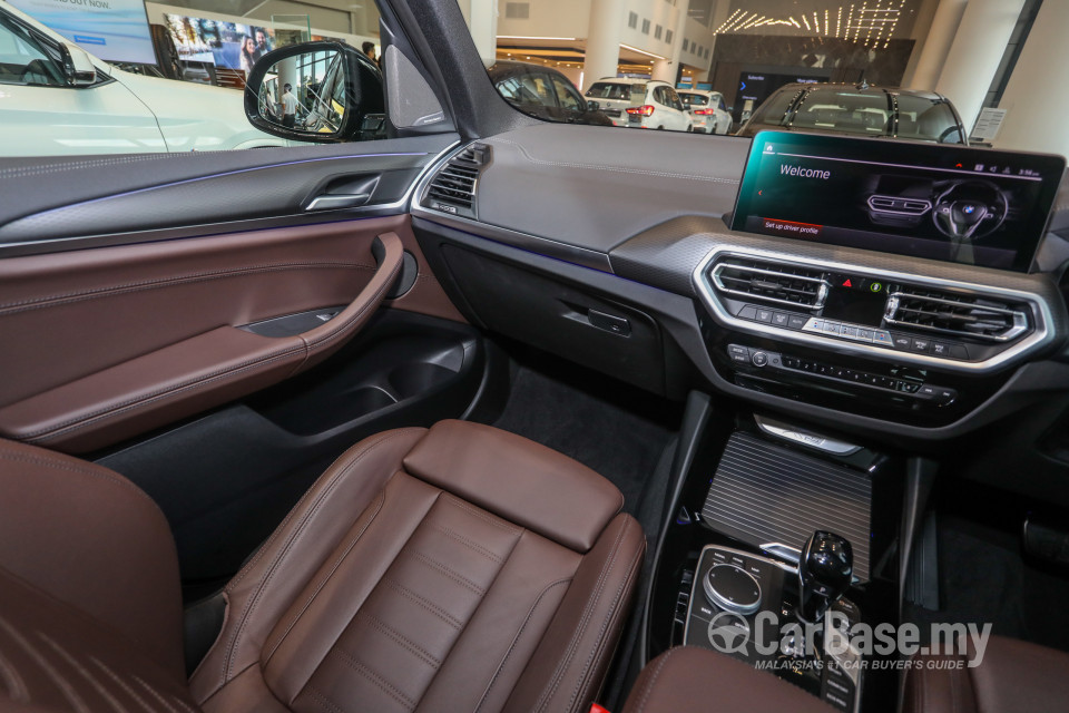 BMW X3 G01 LCI (2022) Interior