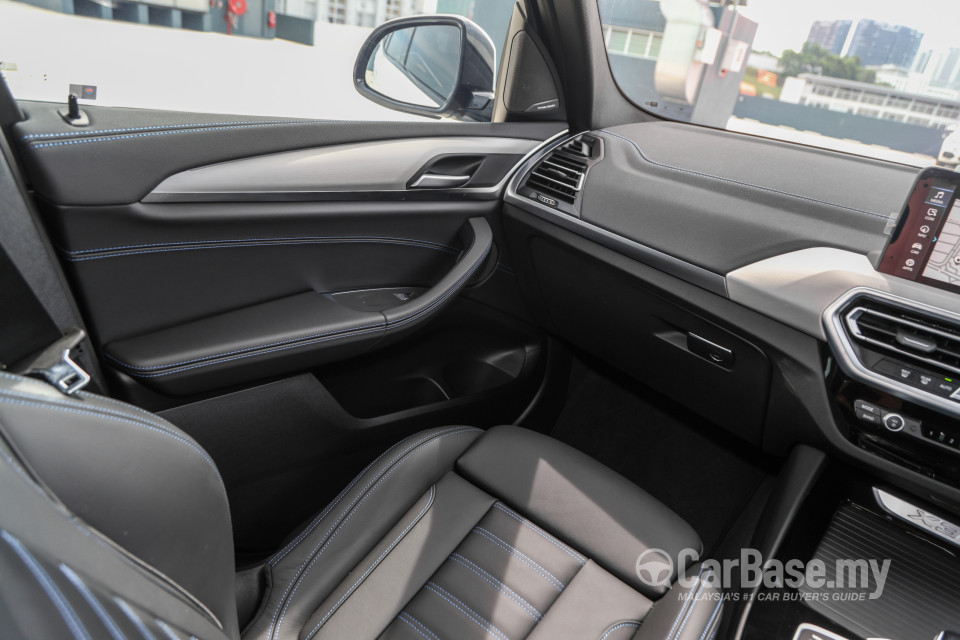 BMW X3 G01 LCI (2022) Interior