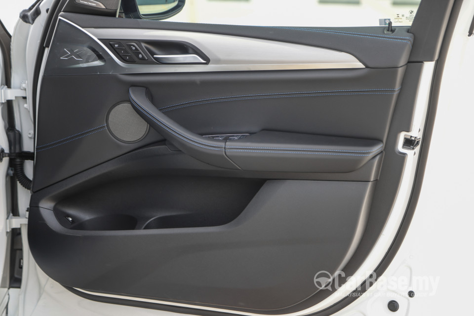 BMW X3 G01 LCI (2022) Interior