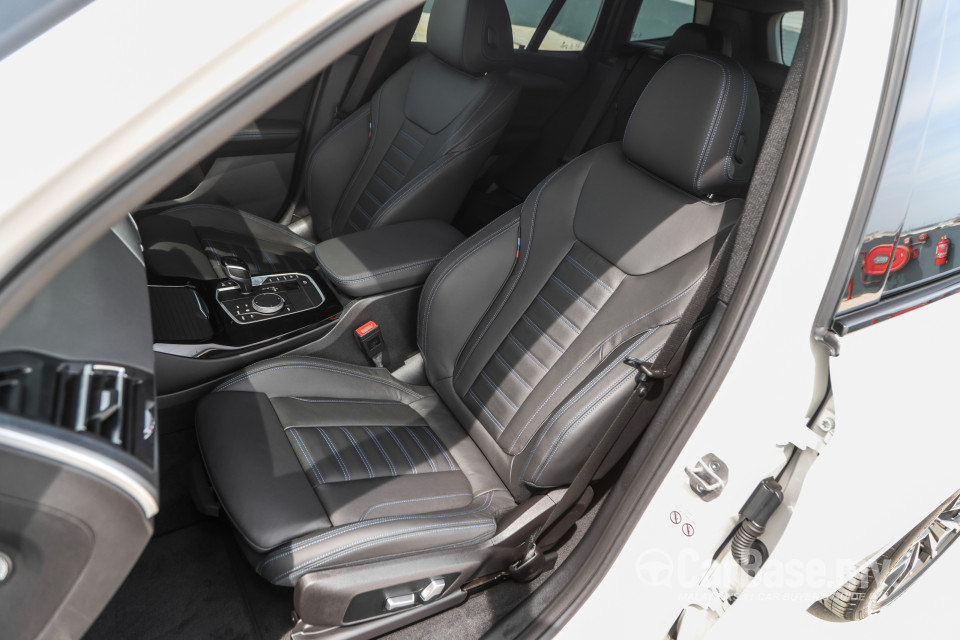 BMW X3 G01 LCI (2022) Interior