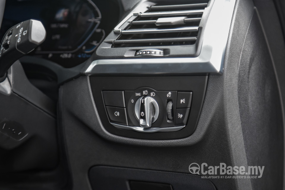 BMW X3 G01 LCI (2022) Interior