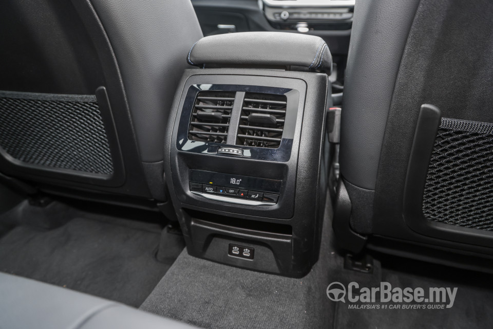 BMW X3 G01 LCI (2022) Interior