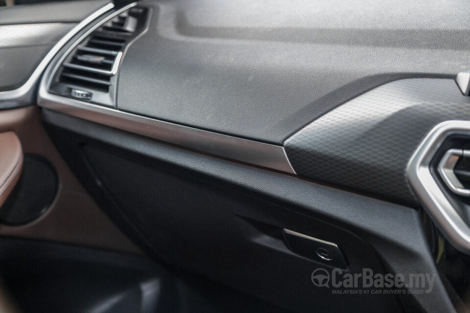 BMW X3 G01 LCI (2022) Interior