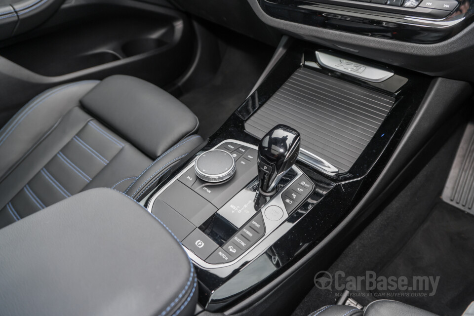 BMW X3 G01 LCI (2022) Interior
