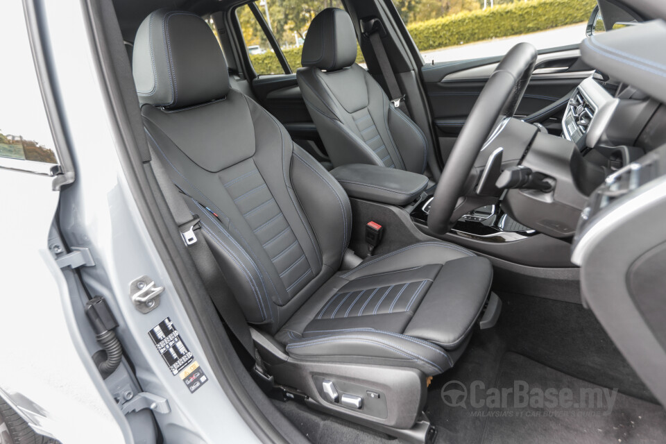 BMW X3 G01 LCI (2022) Interior