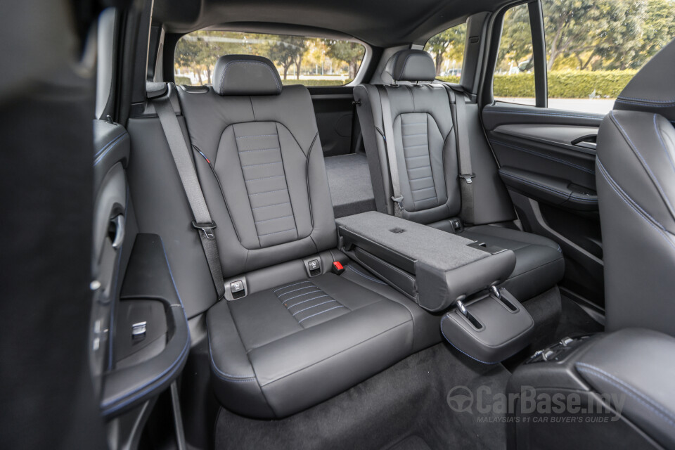 BMW X3 G01 LCI (2022) Interior
