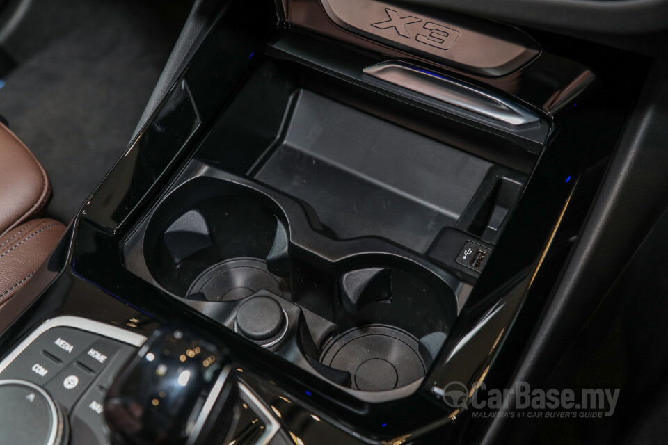 BMW X3 G01 LCI (2022) Interior