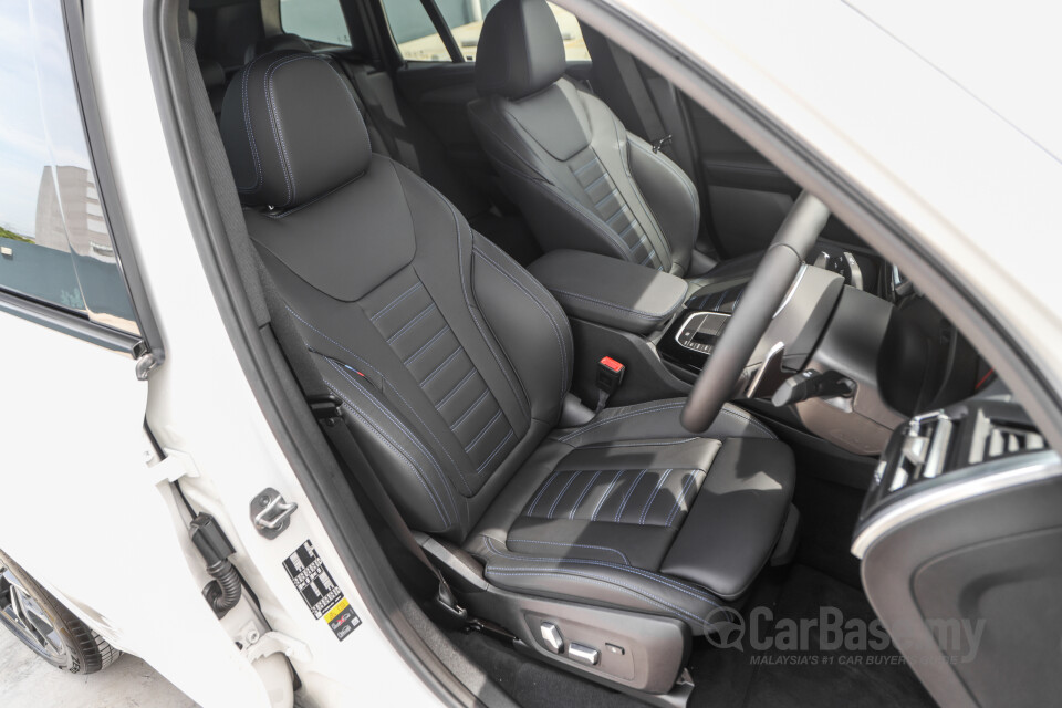 BMW X3 G01 LCI (2022) Interior