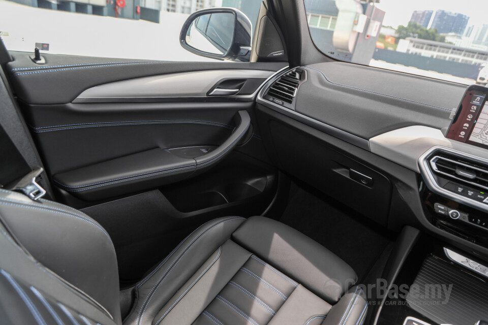BMW X3 G01 LCI (2022) Interior