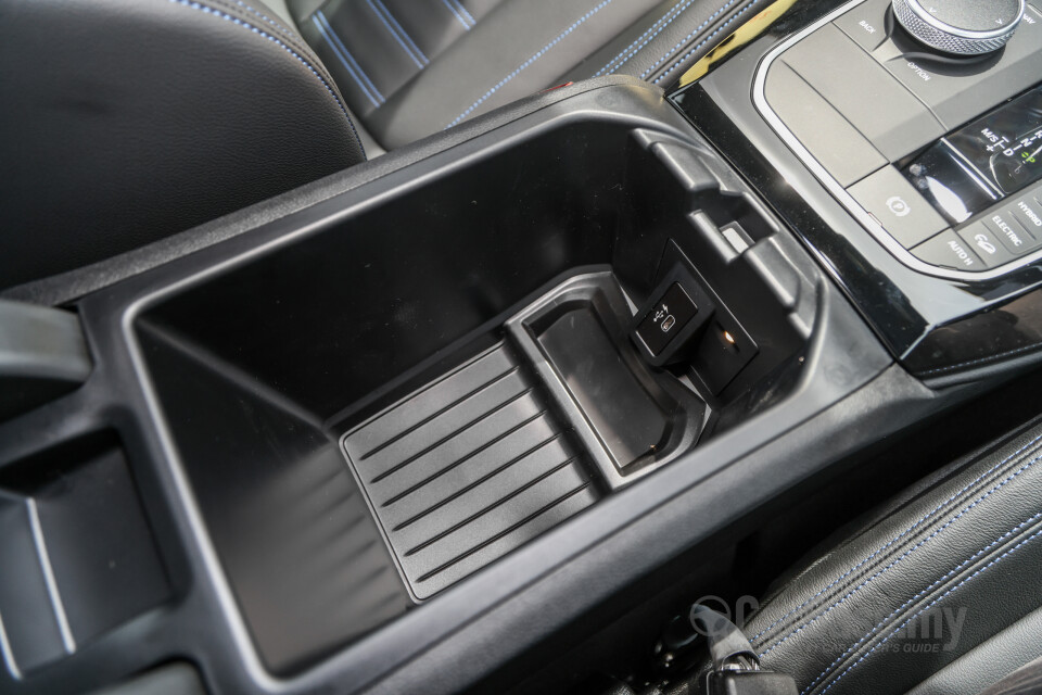 BMW X3 G01 LCI (2022) Interior