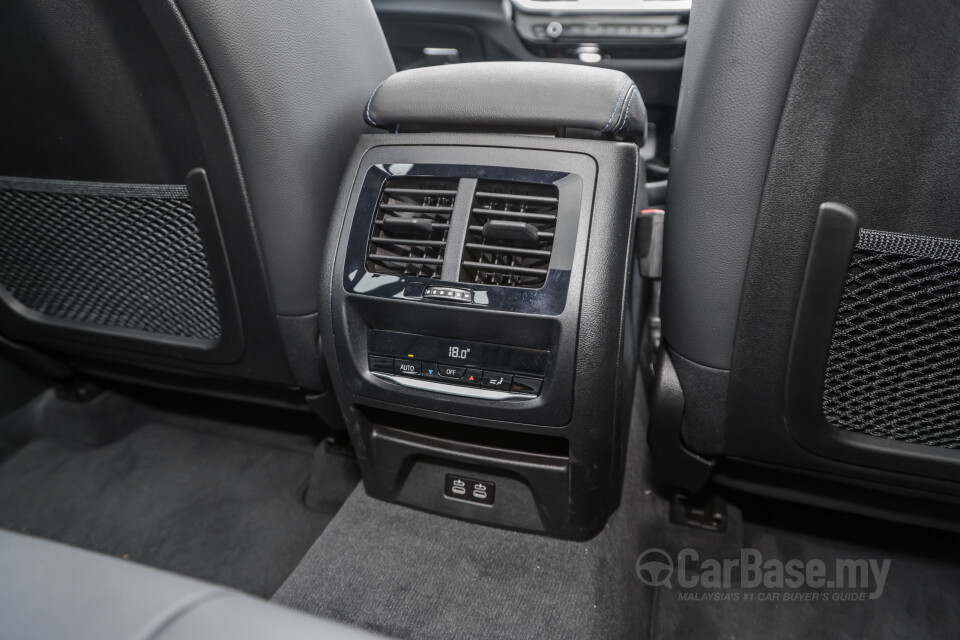 BMW X3 G01 LCI (2022) Interior