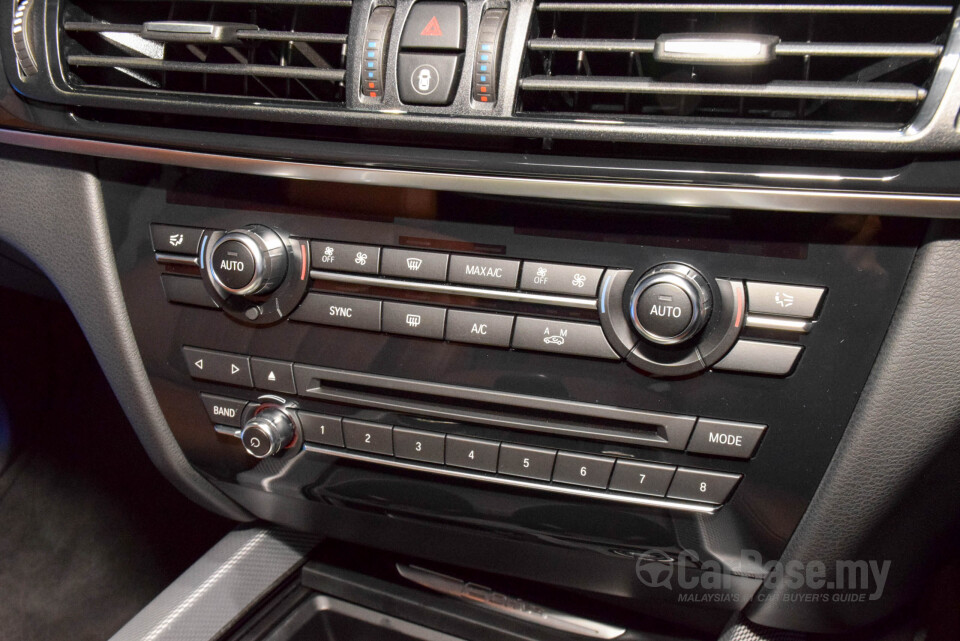 Audi A4 B9 (2016) Interior