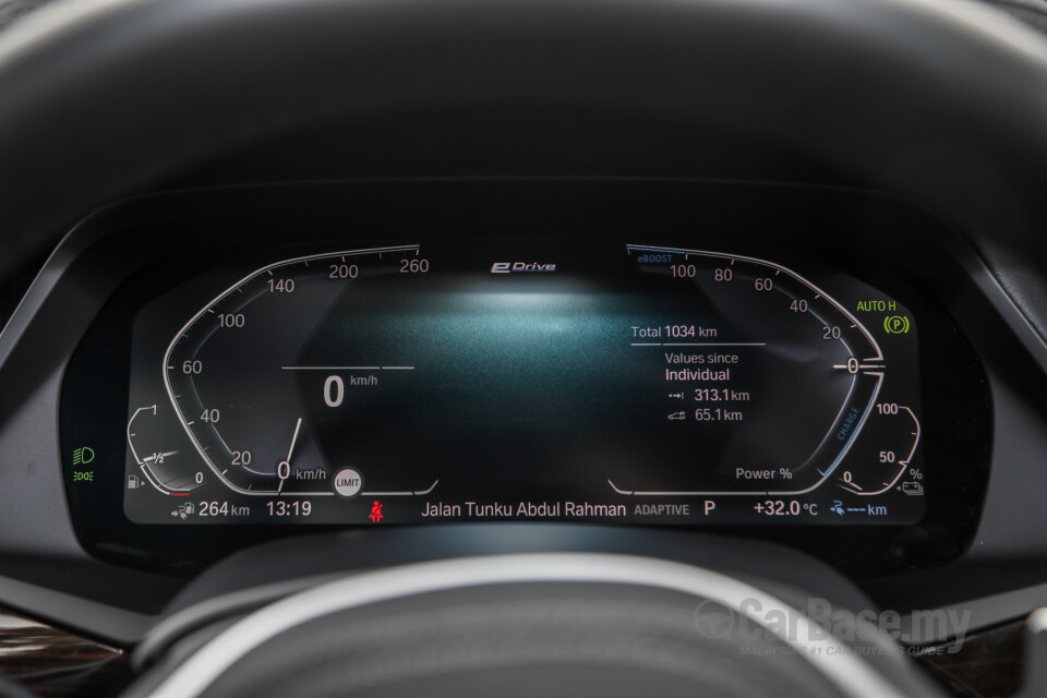 BMW i4 G26 (2022) Interior