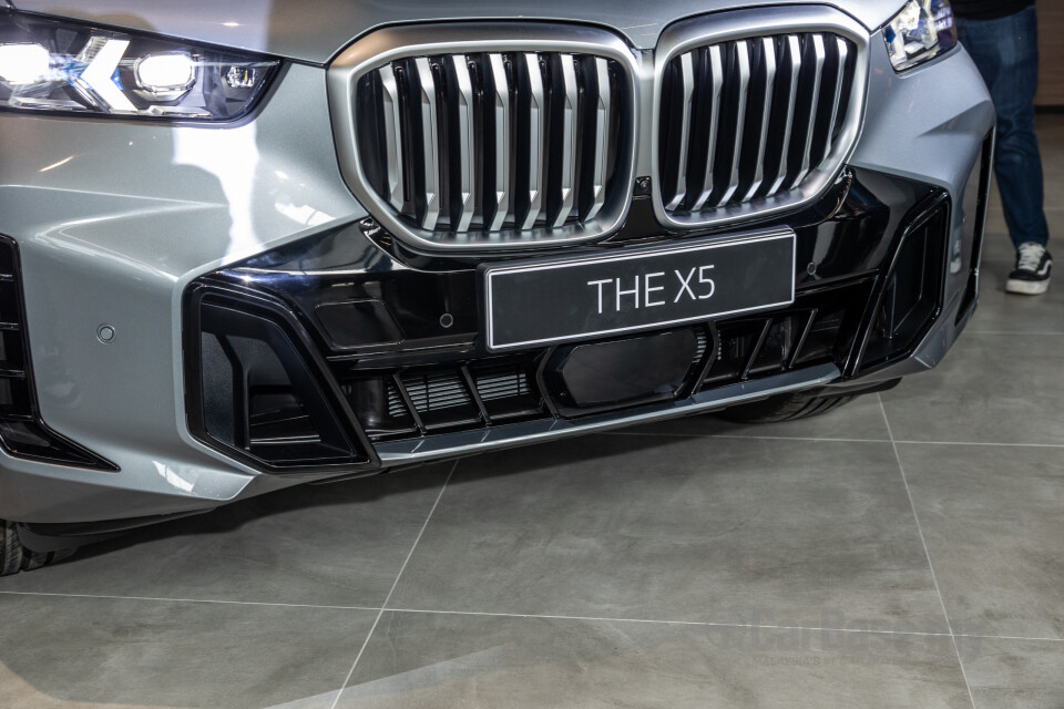BMW X5 G05 LCI (2024) Exterior