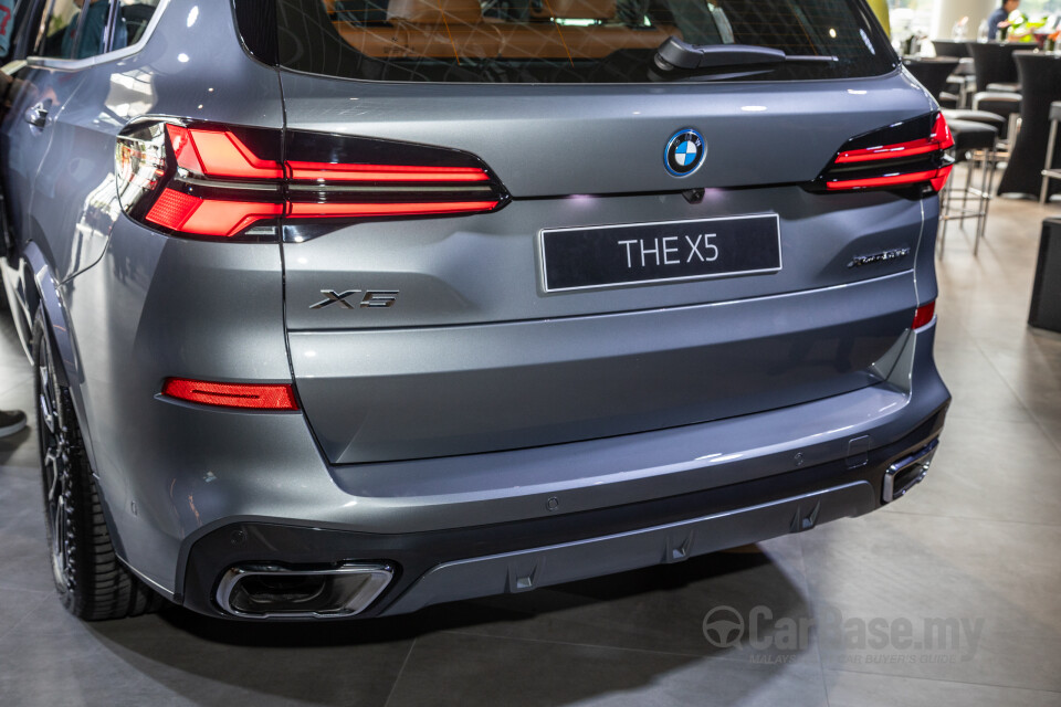 BMW X5 G05 LCI (2024) Exterior