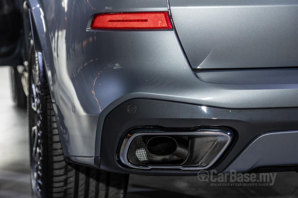 BMW X5 G05 LCI (2024) Exterior