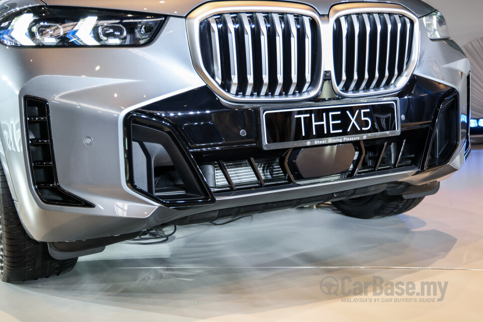BMW X5 G05 LCI (2024) Exterior