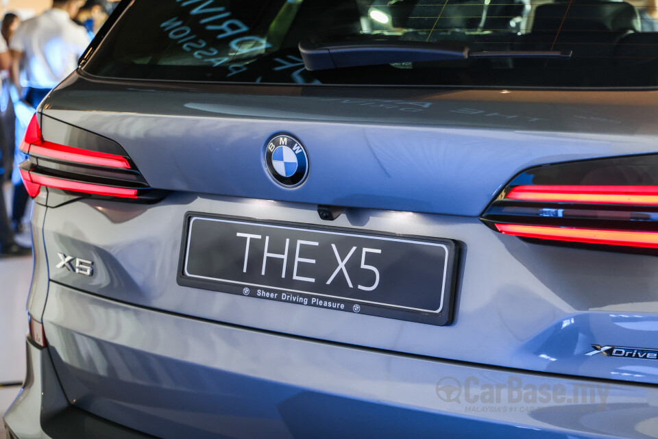 BMW X5 G05 LCI (2024) Exterior