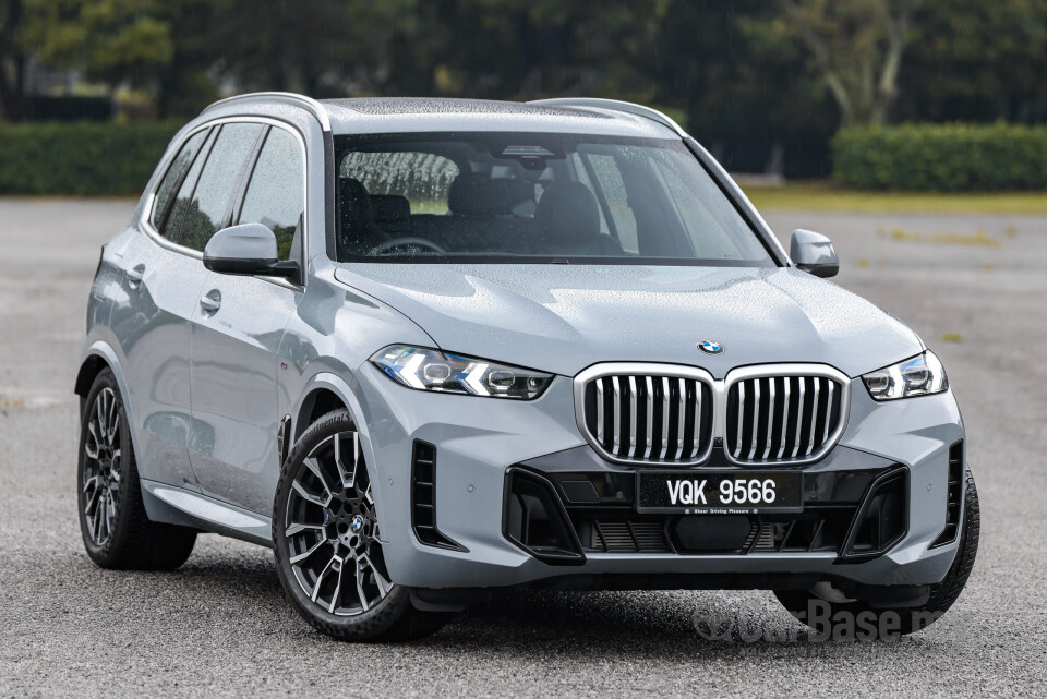 BMW X5 G05 LCI (2024) Exterior