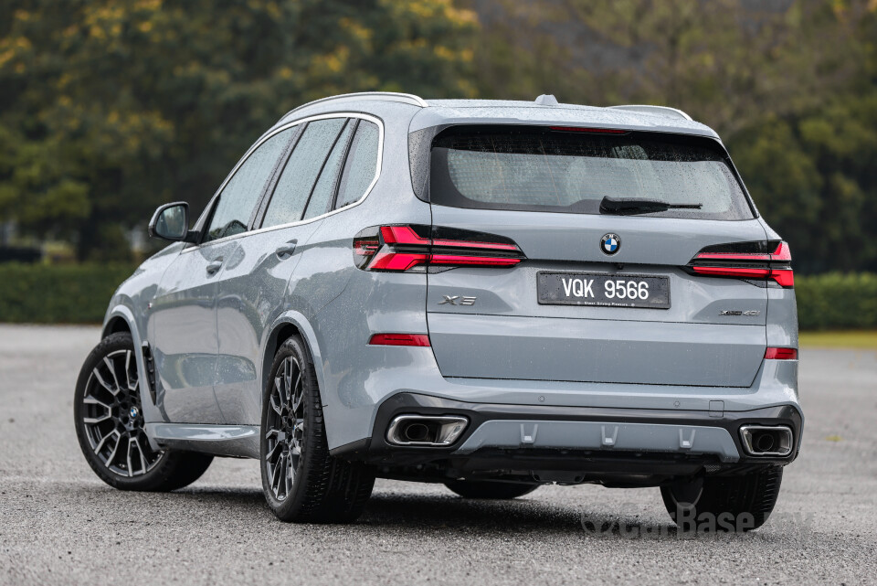 BMW X5 G05 LCI (2024) Exterior