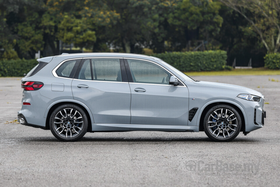 BMW X5 G05 LCI (2024) Exterior