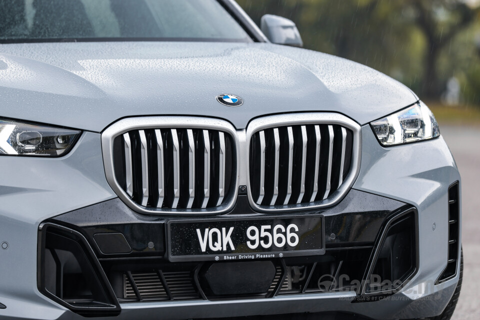 BMW X5 G05 LCI (2024) Exterior