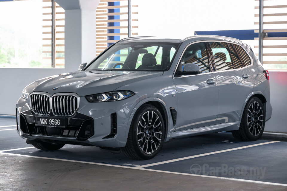 BMW X5 G05 LCI (2024) Exterior
