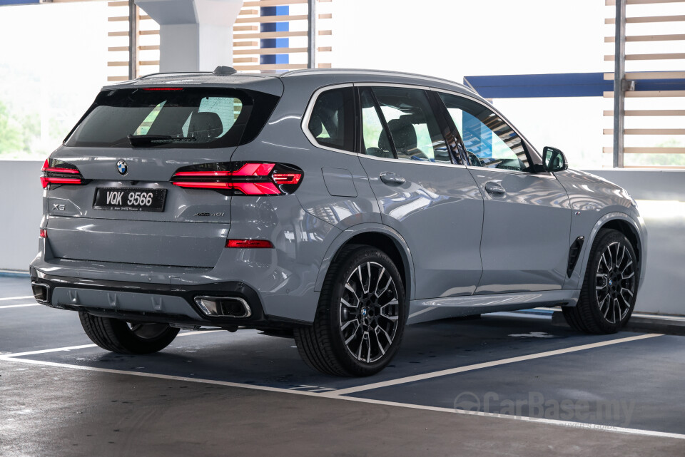 BMW X5 G05 LCI (2024) Exterior