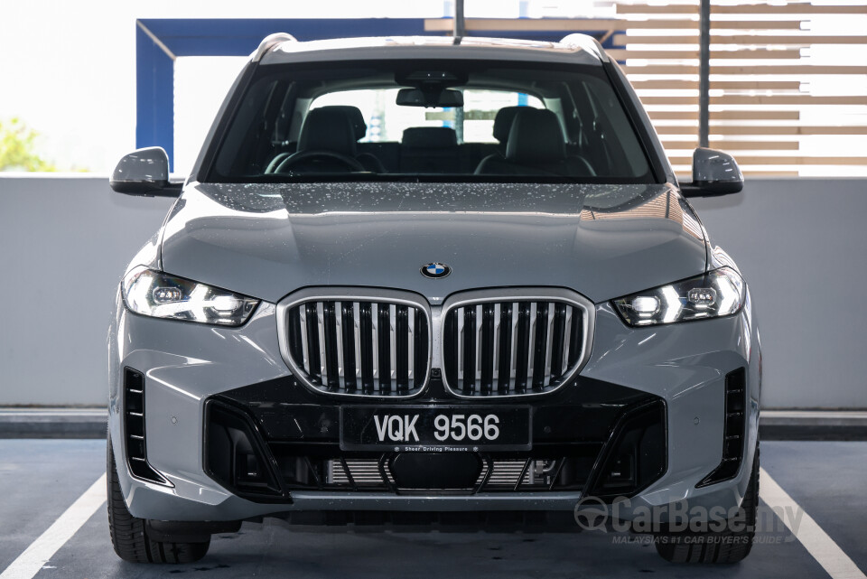 BMW X5 G05 LCI (2024) Exterior