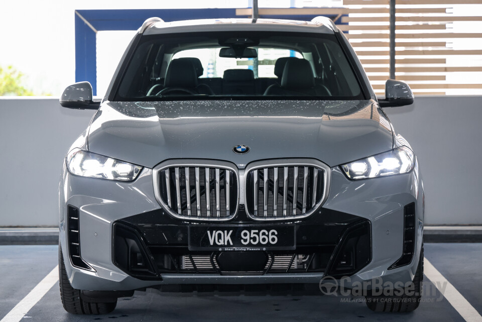 BMW X5 G05 LCI (2024) Exterior