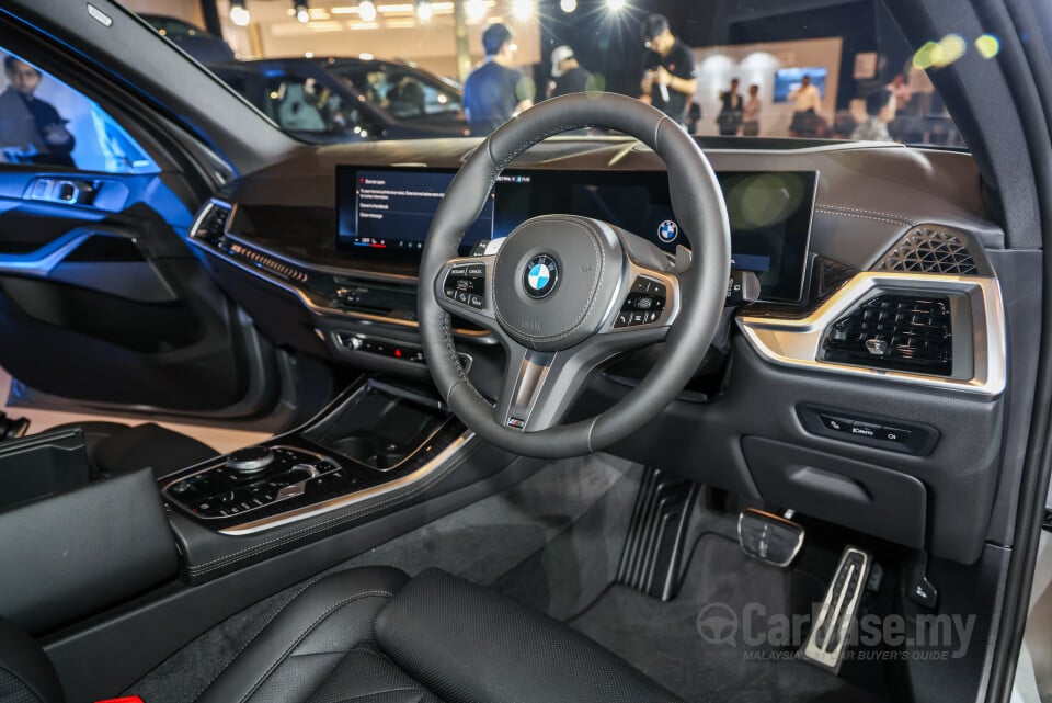 BMW X5 G05 LCI (2024) Interior