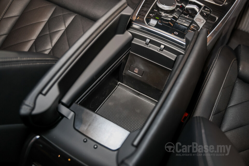 BMW X5 G05 LCI (2024) Interior