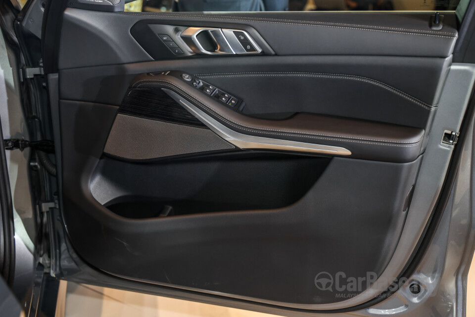 BMW X5 G05 LCI (2024) Interior