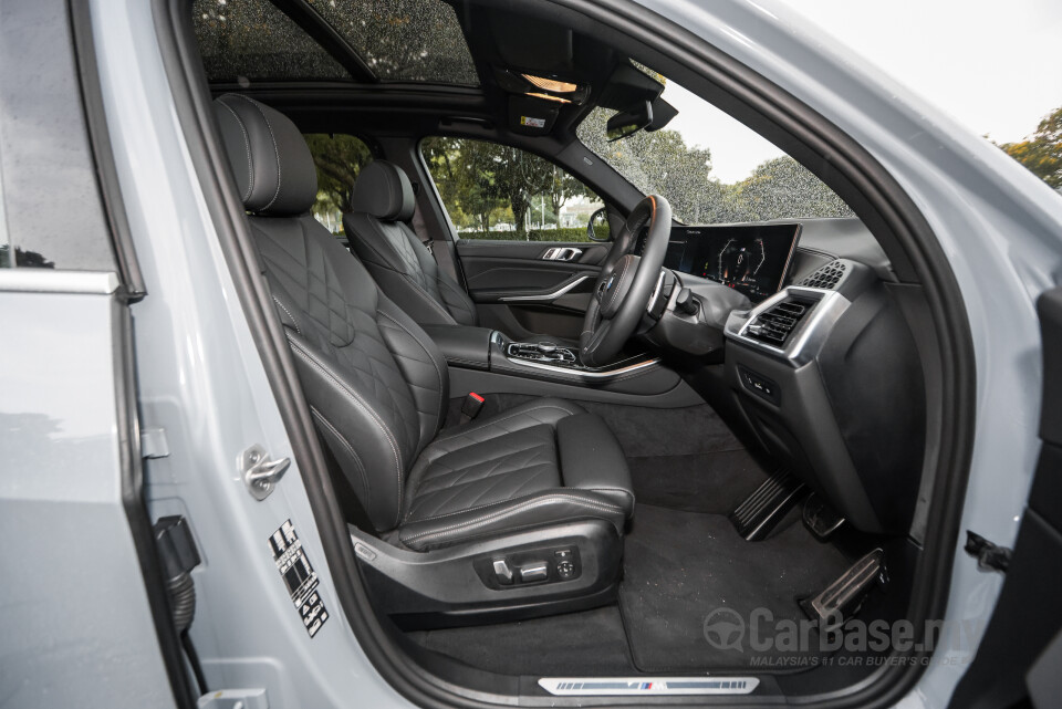 BMW X5 G05 LCI (2024) Interior