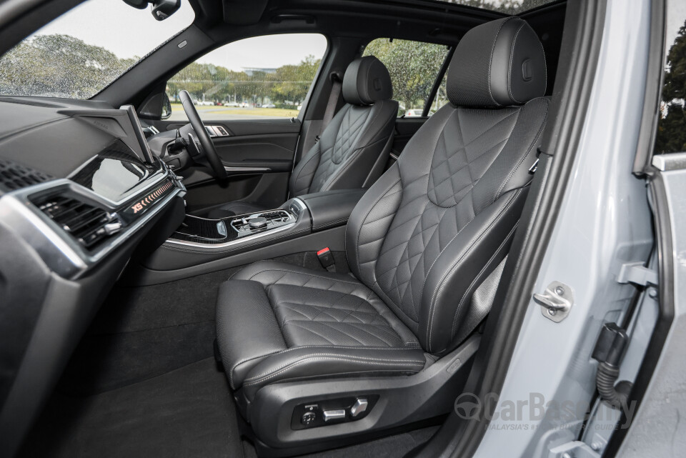 BMW X5 G05 LCI (2024) Interior
