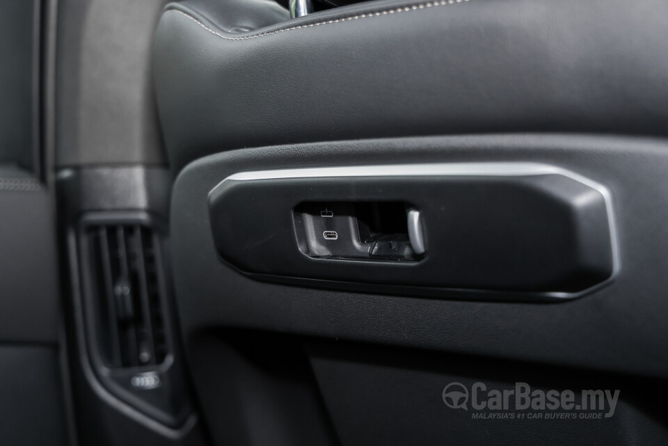 BMW X5 G05 LCI (2024) Interior