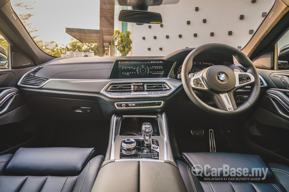BMW X6 G06 (2020) Interior