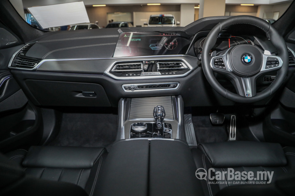 BMW X6 G06 (2020) Interior