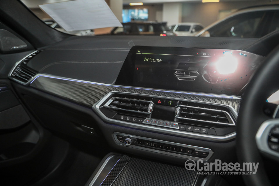 BMW X6 G06 (2020) Interior