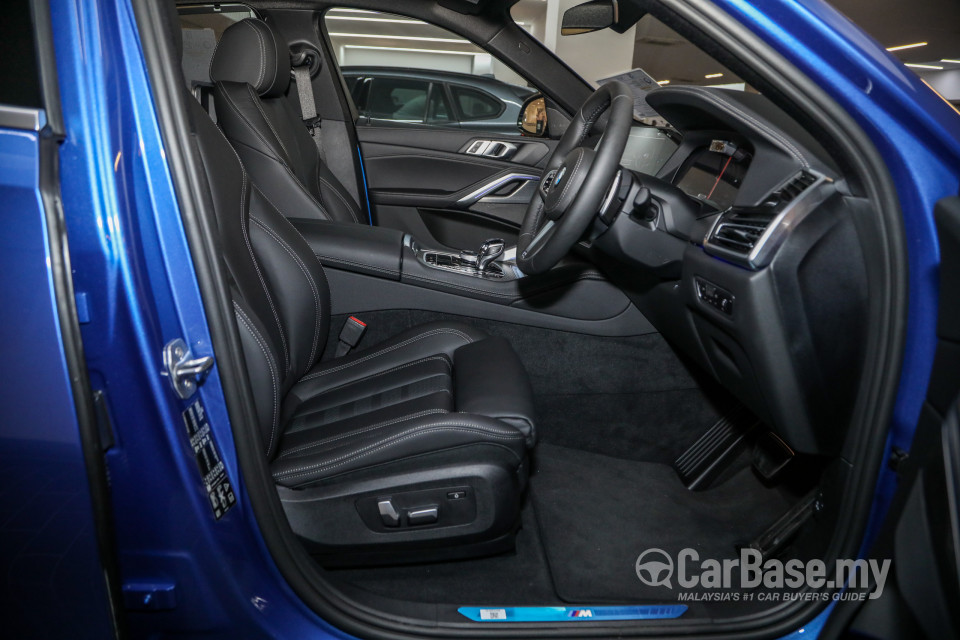 BMW X6 G06 (2020) Interior