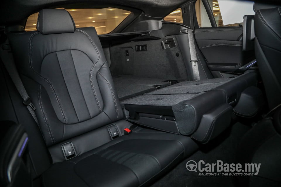 BMW X6 G06 (2020) Interior