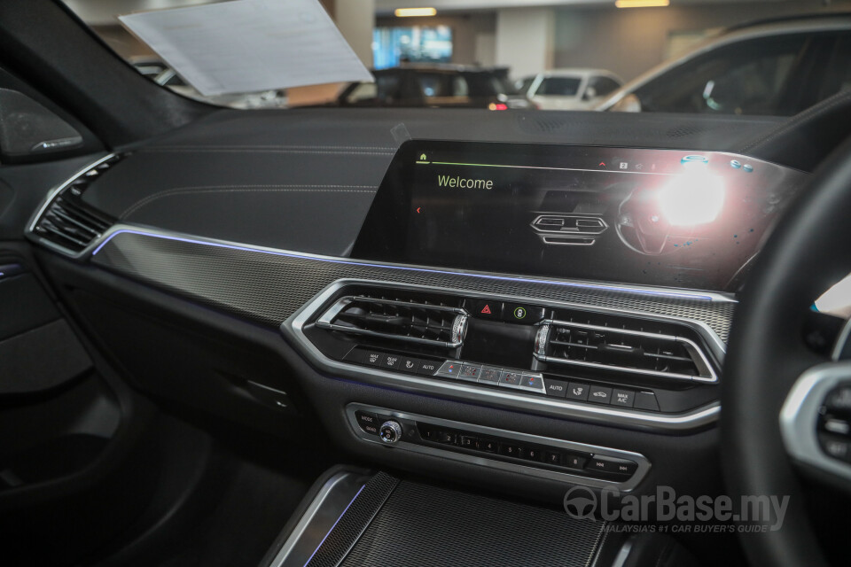 BMW X6 G06 (2020) Interior
