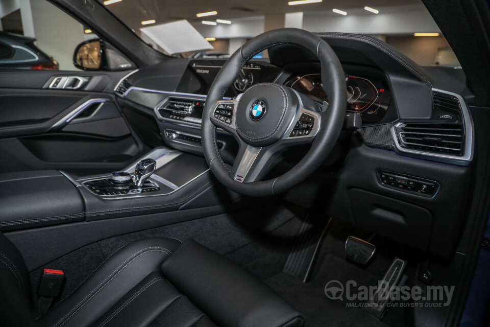 BMW X6 G06 (2020) Interior