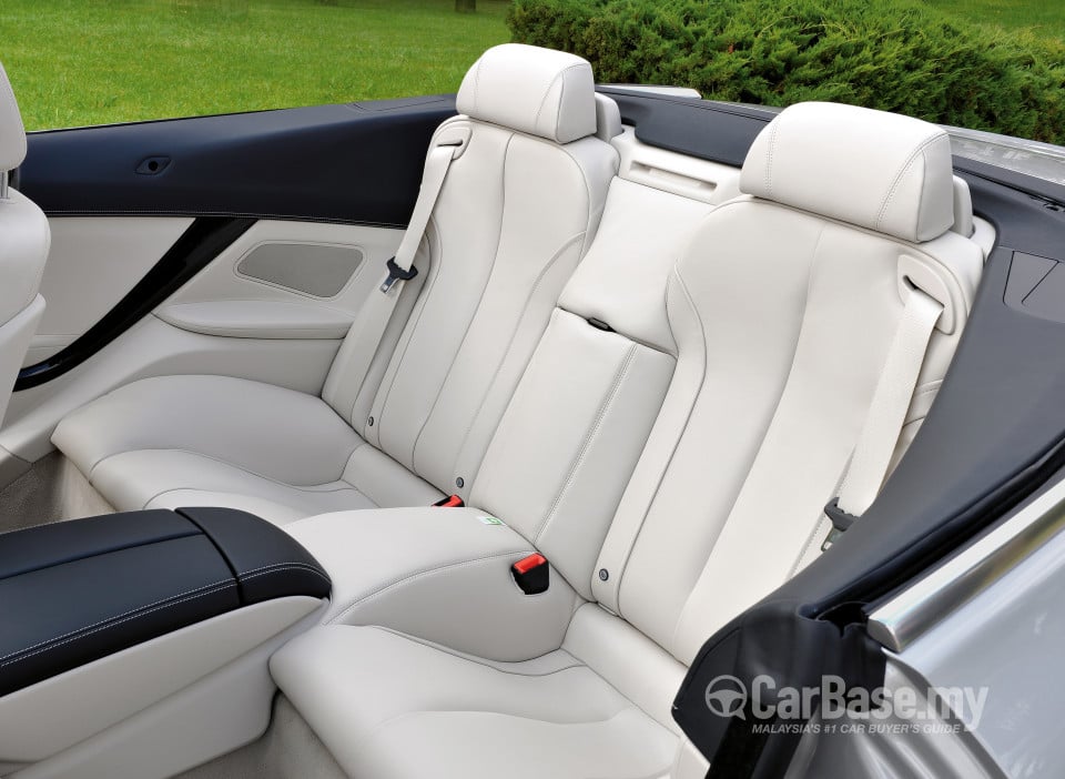 BMW 6 Series Convertible F12 (2011) Interior