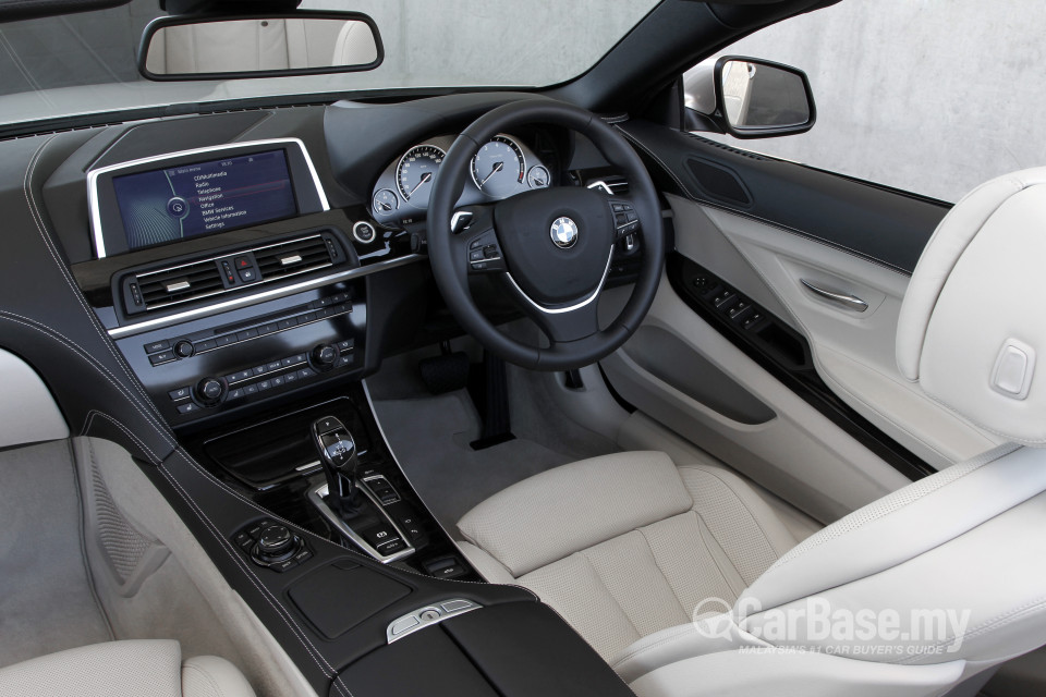 BMW 6 Series Convertible F12 (2011) Interior