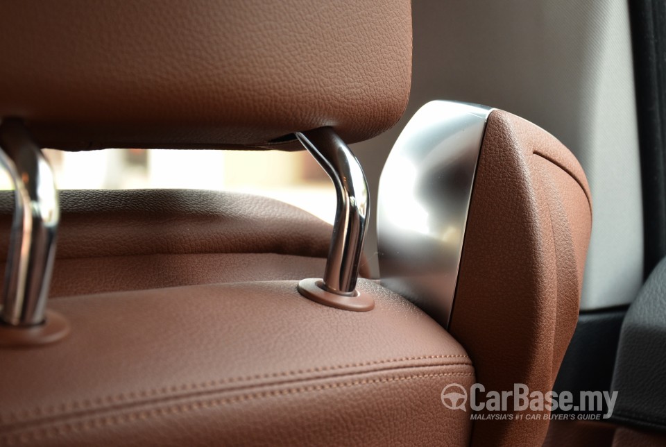 BMW 6 Series Gran Coupe F06 (2012) Interior