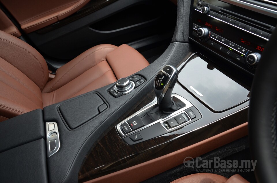 Audi A4 B9 (2016) Interior